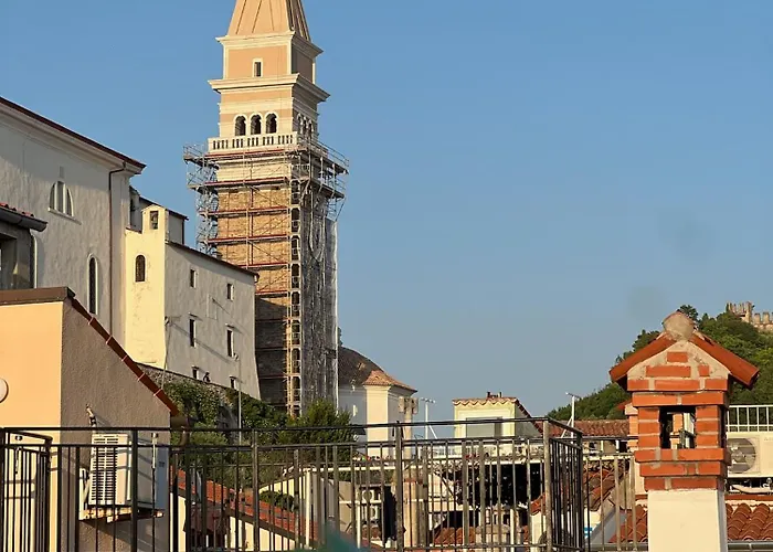 Piraneo Lägenhet Piran