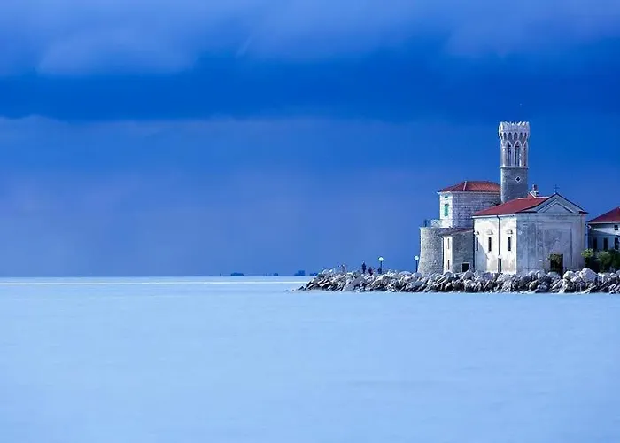 Piraneo * Πιράν